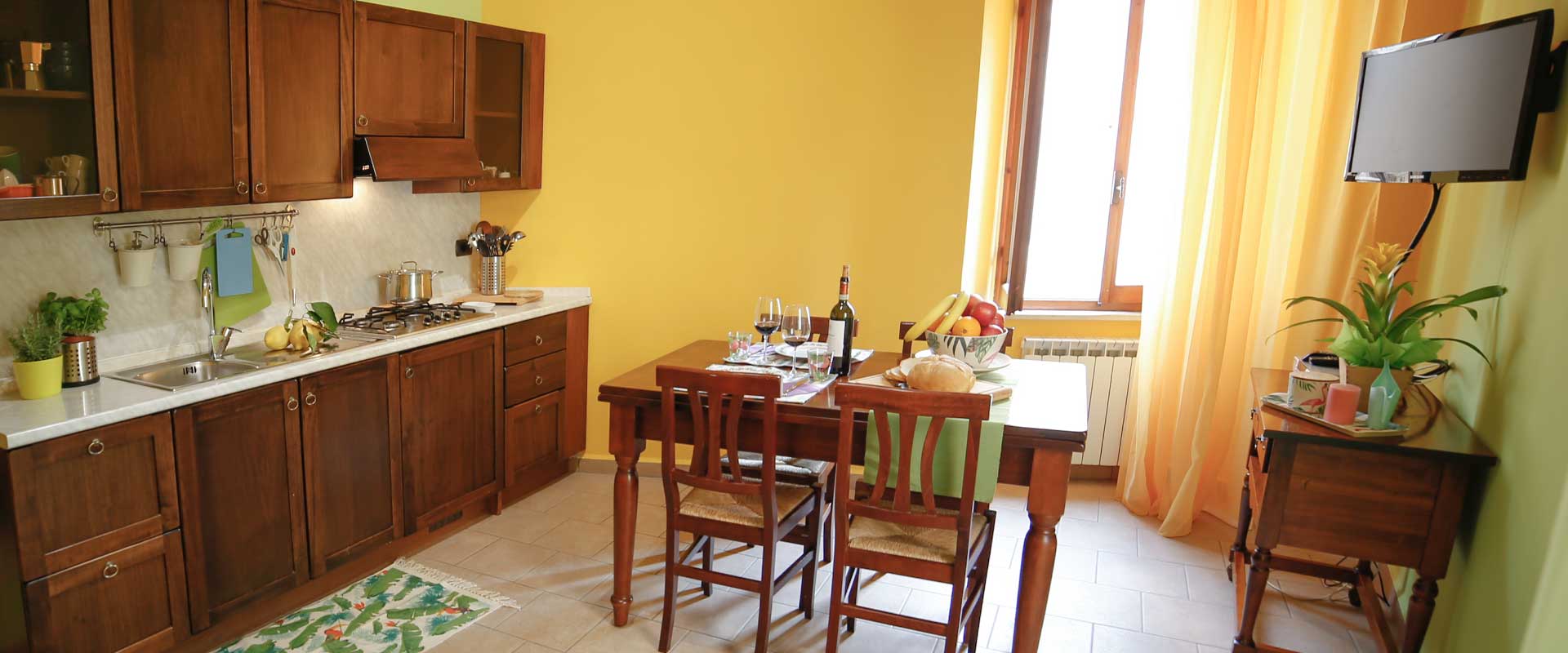 Talia è un luminoso appartamento vacanze per 4 persone dall'atmosfera rivitalizzante. Le Muse Appartamenti Bevagna centro storico, Umbria, Italia