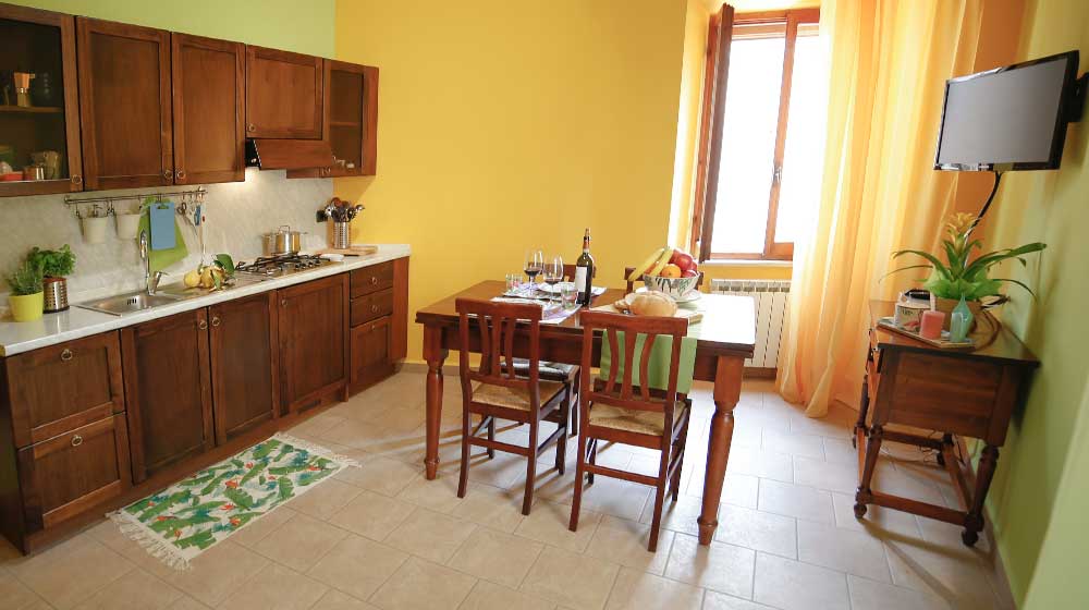 Talia is a bright holiday apartment for 4 people with a revitalizing atmosphere. Le Muse Apartments Bevagna historic center, Umbria, Italy