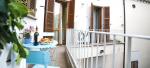 Aperitif on the balcony - Clio Holiday Apartment in Bevagna, Umbria, Italy